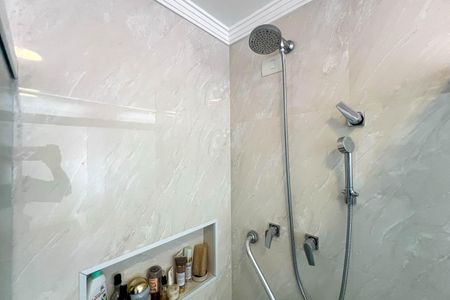 Apartamento à venda com 196m², 4 quartos e 2 vagasBanheiro do quarto 1