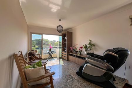 Apartamento à venda com 196m², 4 quartos e 2 vagasSala