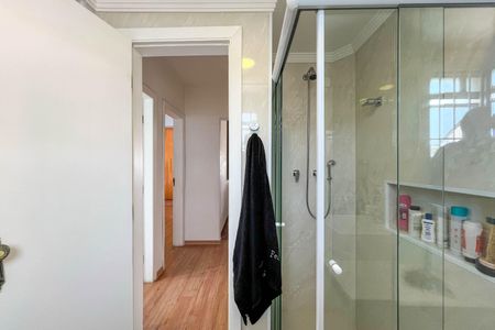 Apartamento à venda com 196m², 4 quartos e 2 vagasBanheiro