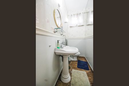 Casa à venda com 700m², 3 quartos e 5 vagasLavabo