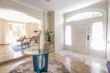 Casa à venda com 700m², 3 quartos e 5 vagasSala