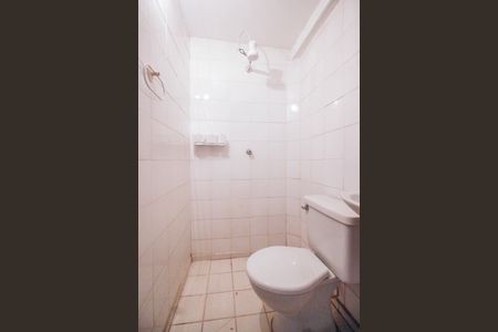 Casa à venda com 700m², 3 quartos e 5 vagasBanheiro de serviço 2