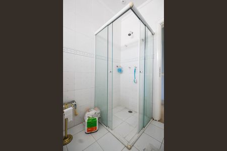 Casa à venda com 700m², 3 quartos e 5 vagasBanheiro da Suíte 1