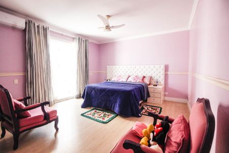 Casa à venda com 700m², 3 quartos e 5 vagasSuíte 2