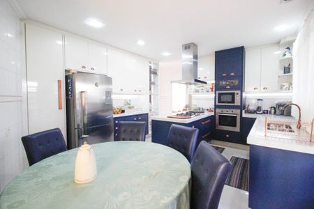 Casa à venda com 700m², 3 quartos e 5 vagasCozinha