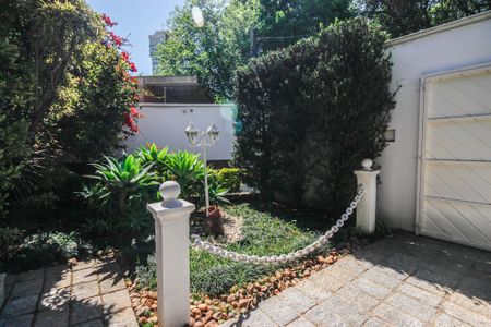 Casa à venda com 700m², 3 quartos e 5 vagasÁrea Externa