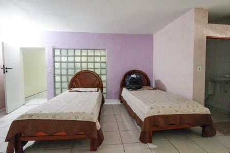 Casa à venda com 700m², 3 quartos e 5 vagasQuarto de serviço 2