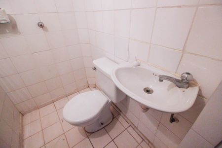 Casa à venda com 700m², 3 quartos e 5 vagasBanheiro de serviço 2