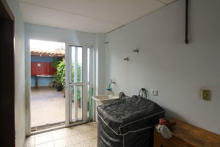 Casa à venda com 136m², 2 quartos e 3 vagasÁrea de Serviço