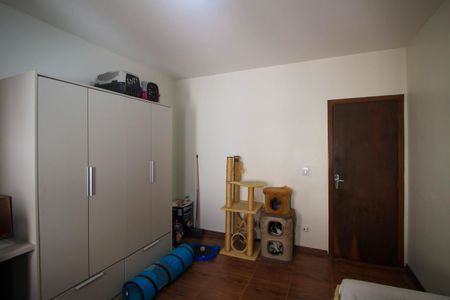 Casa à venda com 136m², 2 quartos e 3 vagasQuarto 2