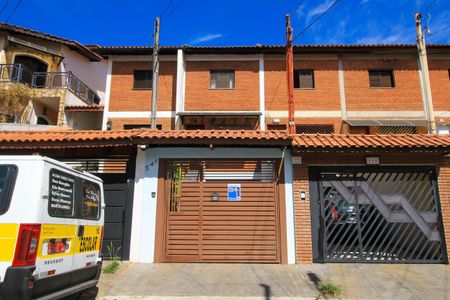 Casa à venda com 136m², 2 quartos e 3 vagasFachada/ Placa