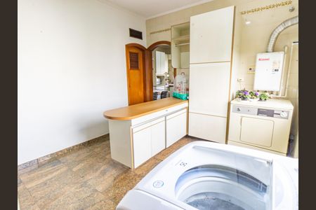 Apartamento à venda com 300m², 4 quartos e 5 vagasÁrea de Serviço