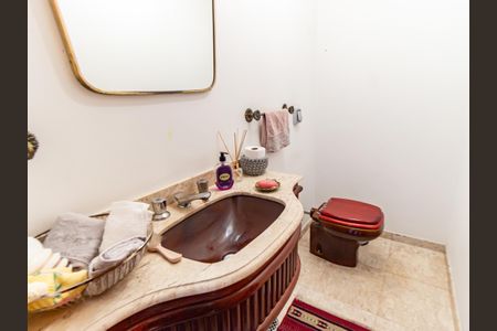 Apartamento à venda com 300m², 4 quartos e 5 vagasLavabo