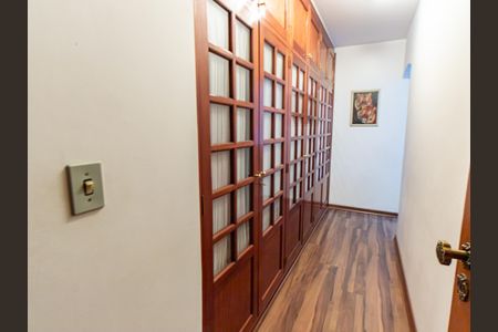 Apartamento à venda com 300m², 4 quartos e 5 vagasSuíte 4 - Closet