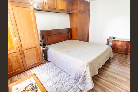 Apartamento à venda com 300m², 4 quartos e 5 vagasSuíte 2