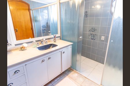 Apartamento à venda com 300m², 4 quartos e 5 vagasBanheiro da Suíte 4