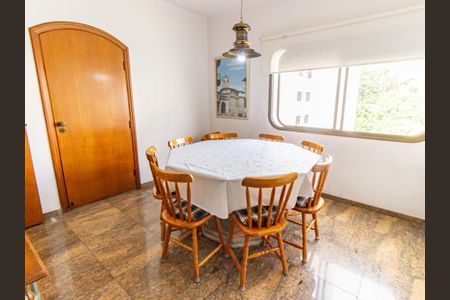 Apartamento à venda com 300m², 4 quartos e 5 vagasCopa