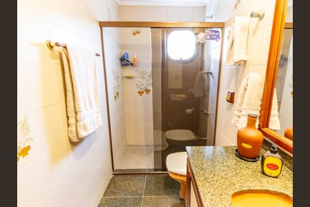 Apartamento à venda com 300m², 4 quartos e 5 vagasBanheiro da Suíte 3