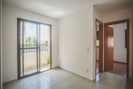 Apartamento para alugar com 34m², 2 quartos e sem vaga Apartamento para alugar com 34m², 2 quartos e sem vagaSala