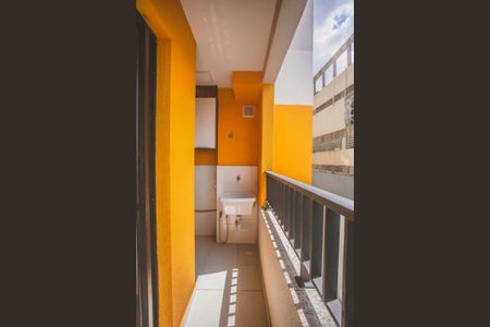 Apartamento para alugar com 34m², 2 quartos e sem vaga Apartamento para alugar com 34m², 2 quartos e sem vagaVaranda