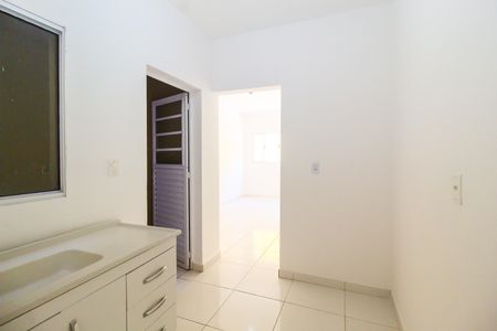 Casa de condomínio para alugar com 55m², 2 quartos e 1 vagaCozinha