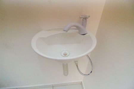 Casa de condomínio para alugar com 55m², 2 quartos e 1 vagaLavabo