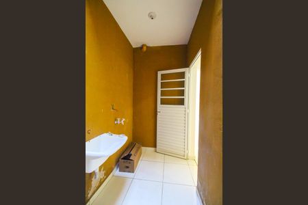 Casa de condomínio para alugar com 55m², 2 quartos e 1 vagaÁrea de serviço