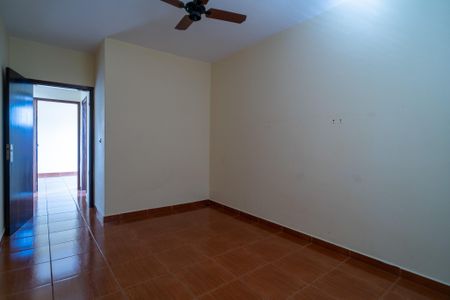 Casa para alugar com 260m², 3 quartos e 4 vagas Casa para alugar com 260m², 3 quartos e 4 vagasQuarto 2