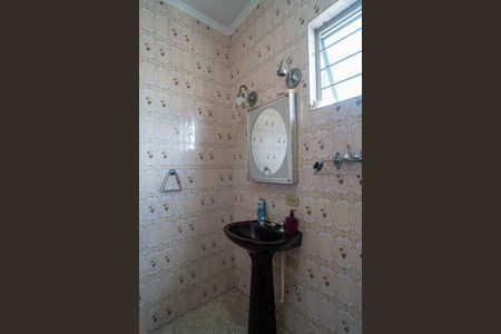 Casa para alugar com 260m², 3 quartos e 4 vagas Casa para alugar com 260m², 3 quartos e 4 vagasBanheiro