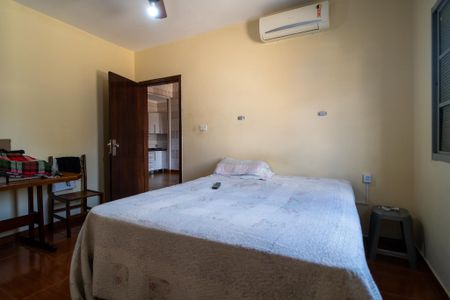 Casa para alugar com 260m², 3 quartos e 4 vagas Casa para alugar com 260m², 3 quartos e 4 vagasSuíte