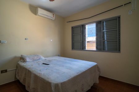 Casa para alugar com 260m², 3 quartos e 4 vagas Casa para alugar com 260m², 3 quartos e 4 vagasSuíte