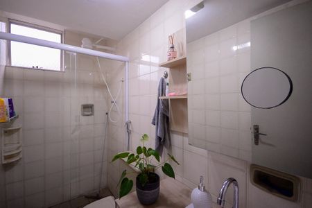 Apartamento à venda com 50m², 2 quartos e 1 vaga Apartamento à venda com 50m², 2 quartos e 1 vagaBanheiro