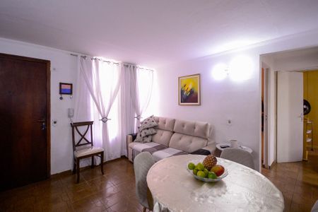 Apartamento à venda com 50m², 2 quartos e 1 vaga Apartamento à venda com 50m², 2 quartos e 1 vagaSala