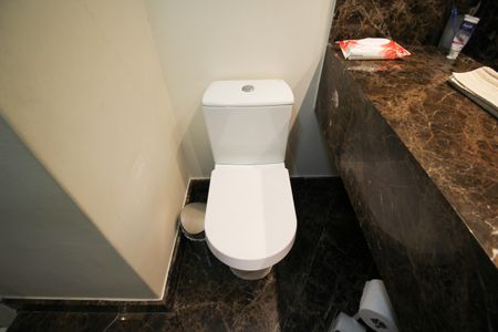 Apartamento à venda com 147m², 4 quartos e 2 vagas Apartamento à venda com 147m², 4 quartos e 2 vagasLavabo