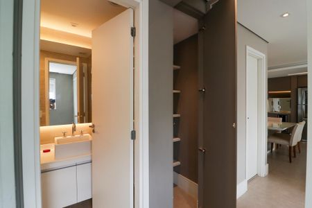 Apartamento à venda com 65m², 1 quarto e 2 vagasSuíte