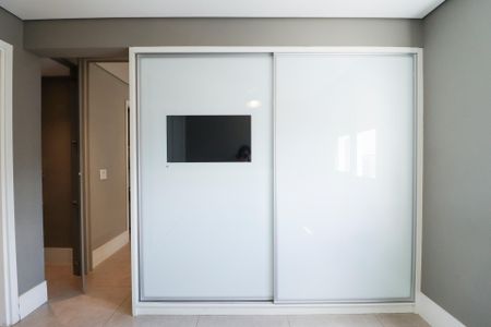 Apartamento à venda com 65m², 1 quarto e 2 vagasSuíte