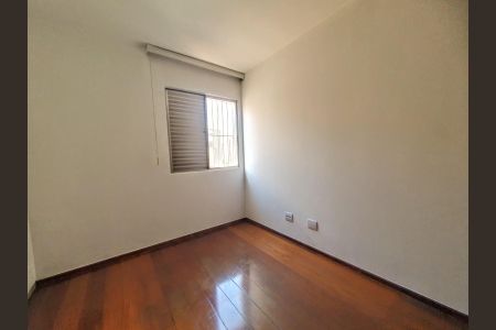 Apartamento à venda com 142m², 4 quartos e 2 vagasQuarto 4