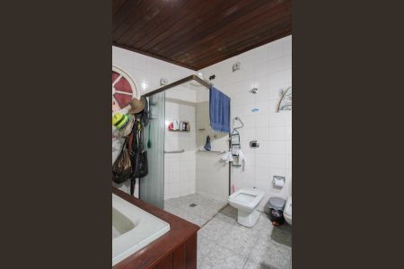 Casa à venda com 530m², 6 quartos e 4 vagasBanheiro da Suíte