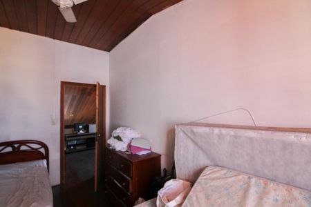 Casa à venda com 530m², 6 quartos e 4 vagasQuarto 3