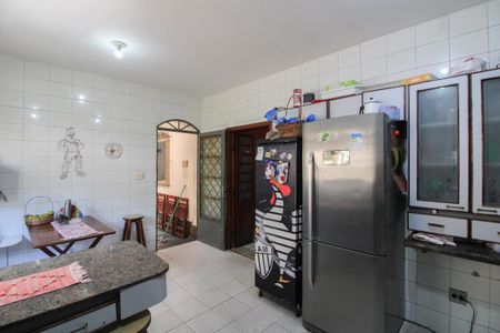 Casa à venda com 530m², 6 quartos e 4 vagasCozinha