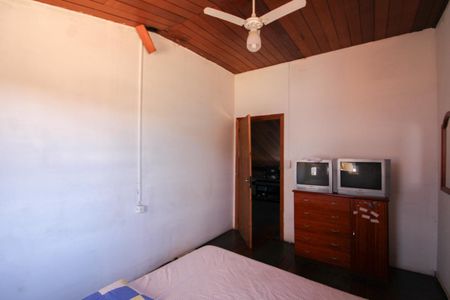 Casa à venda com 530m², 6 quartos e 4 vagasQuarto 2