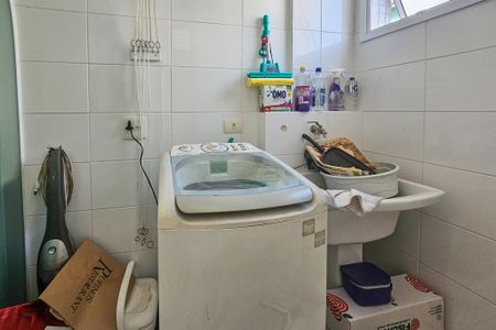 Apartamento para alugar com 100m², 2 quartos e 2 vagas Apartamento para alugar com 100m², 2 quartos e 2 vagasÁrea de serviço