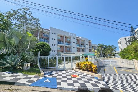 Apartamento para alugar com 100m², 2 quartos e 2 vagas Apartamento para alugar com 100m², 2 quartos e 2 vagasFachada