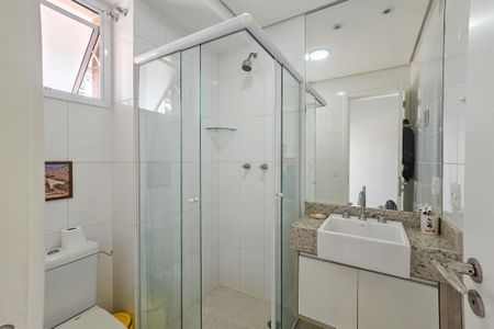 Apartamento para alugar com 100m², 2 quartos e 2 vagas Apartamento para alugar com 100m², 2 quartos e 2 vagasBanheiro da suíte 1