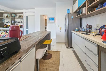 Apartamento para alugar com 100m², 2 quartos e 2 vagas Apartamento para alugar com 100m², 2 quartos e 2 vagasCozinha