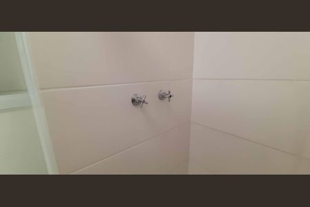 Apartamento para alugar com 55m², 2 quartos e 1 vagaBanheiro Social
