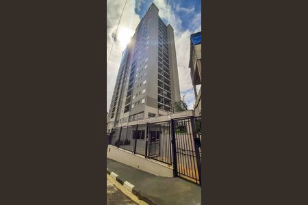 Apartamento para alugar com 55m², 2 quartos e 1 vagaFachada e portaria