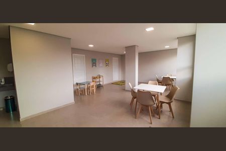 Apartamento para alugar com 55m², 2 quartos e 1 vagaÁrea comum - Salão de festas