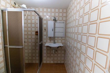 Apartamento para alugar com 65m², 2 quartos e 1 vaga Apartamento para alugar com 65m², 2 quartos e 1 vagaBanheiro