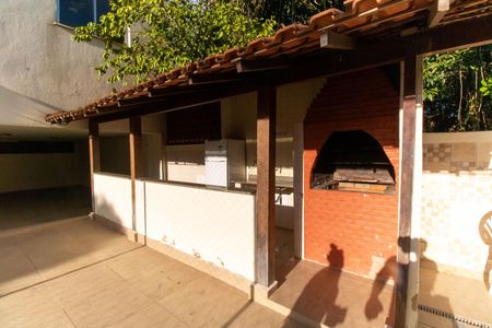 Apartamento para alugar com 65m², 2 quartos e 1 vaga Apartamento para alugar com 65m², 2 quartos e 1 vagaÁrea comum - Churrasqueira